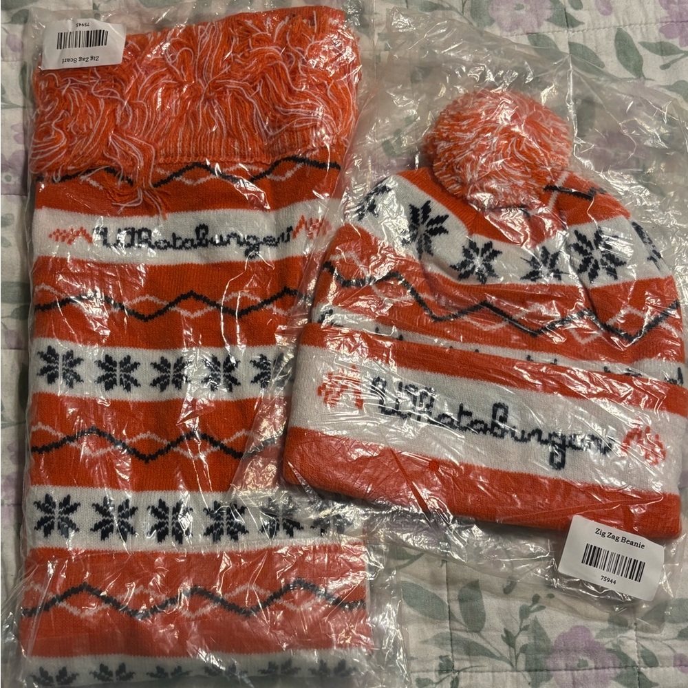 Whataburger Holiday Knit Hat and Scarf Set